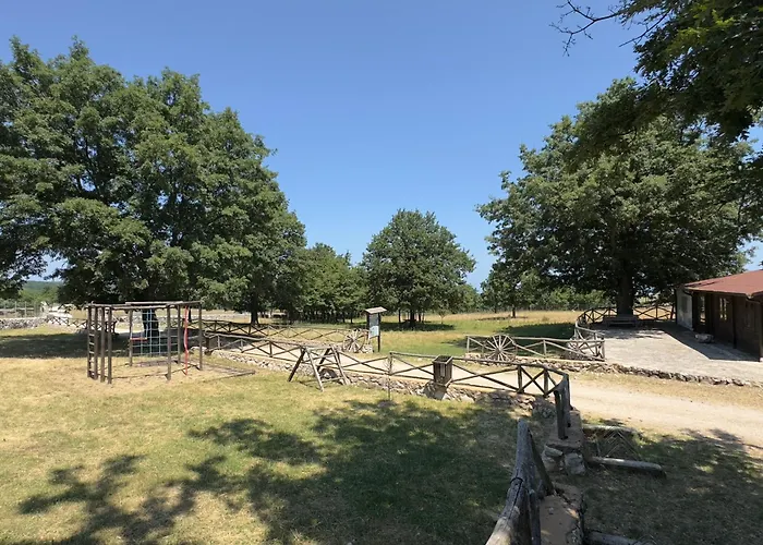 אתר קמפינג Le Chiancate